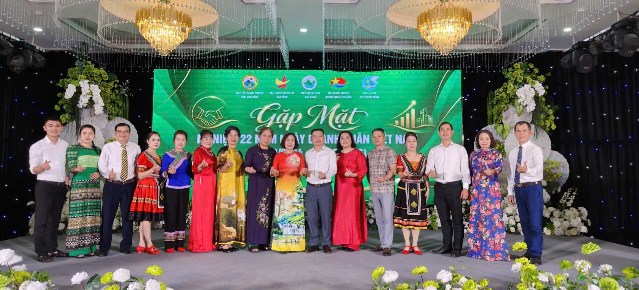 Cao Bằng: Gặp mặt kỷ niệm 22 năm Ngày Doanh nhân Việt Nam
